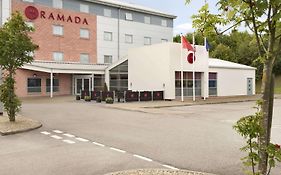 Ramada Wakefield